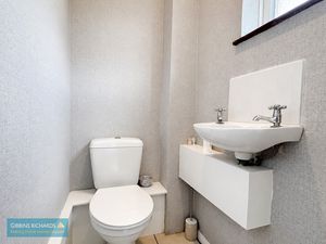 Cloakroom- click for photo gallery
